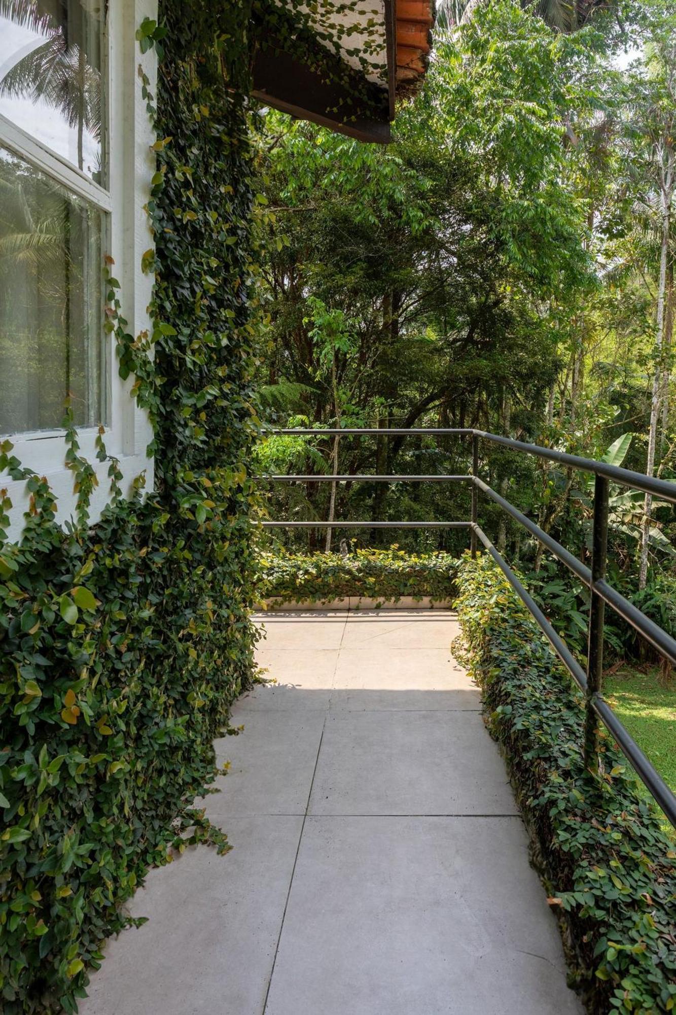 Refúgio romântico em meio à natureza Penedo  Exterior foto